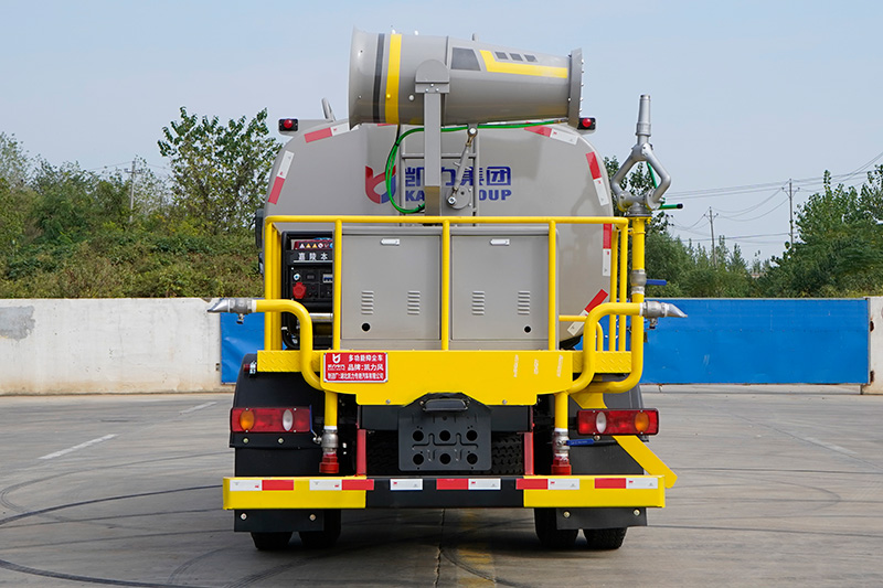 华神T3洒水、雾炮车